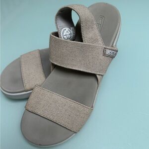 Keen Light Tan Slip-On Footwear